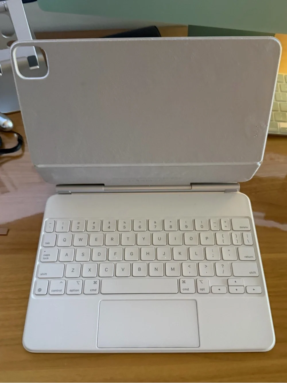 Apple slim folio